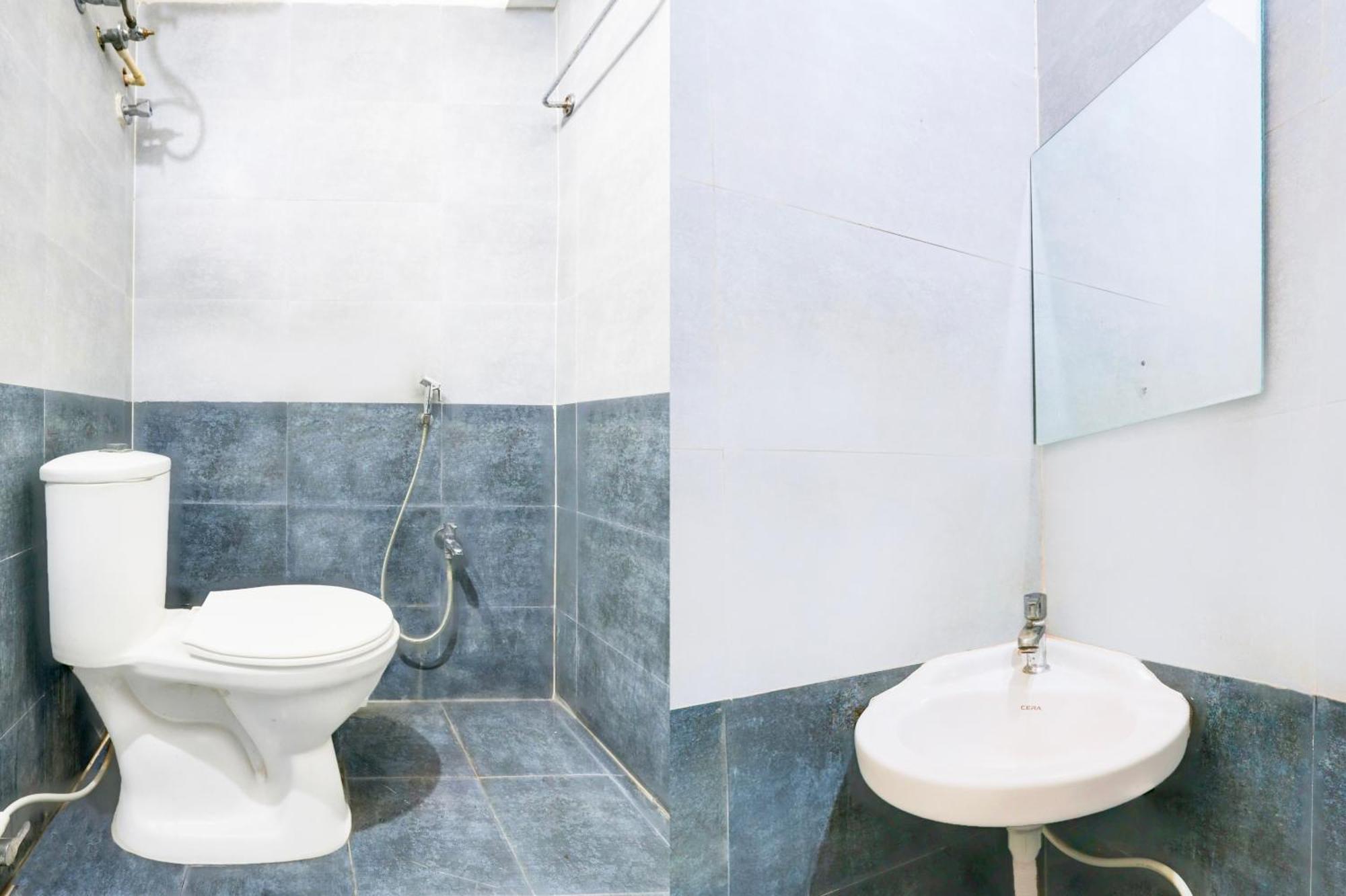 Super Hotel O Medipally Upal Dış mekan fotoğraf