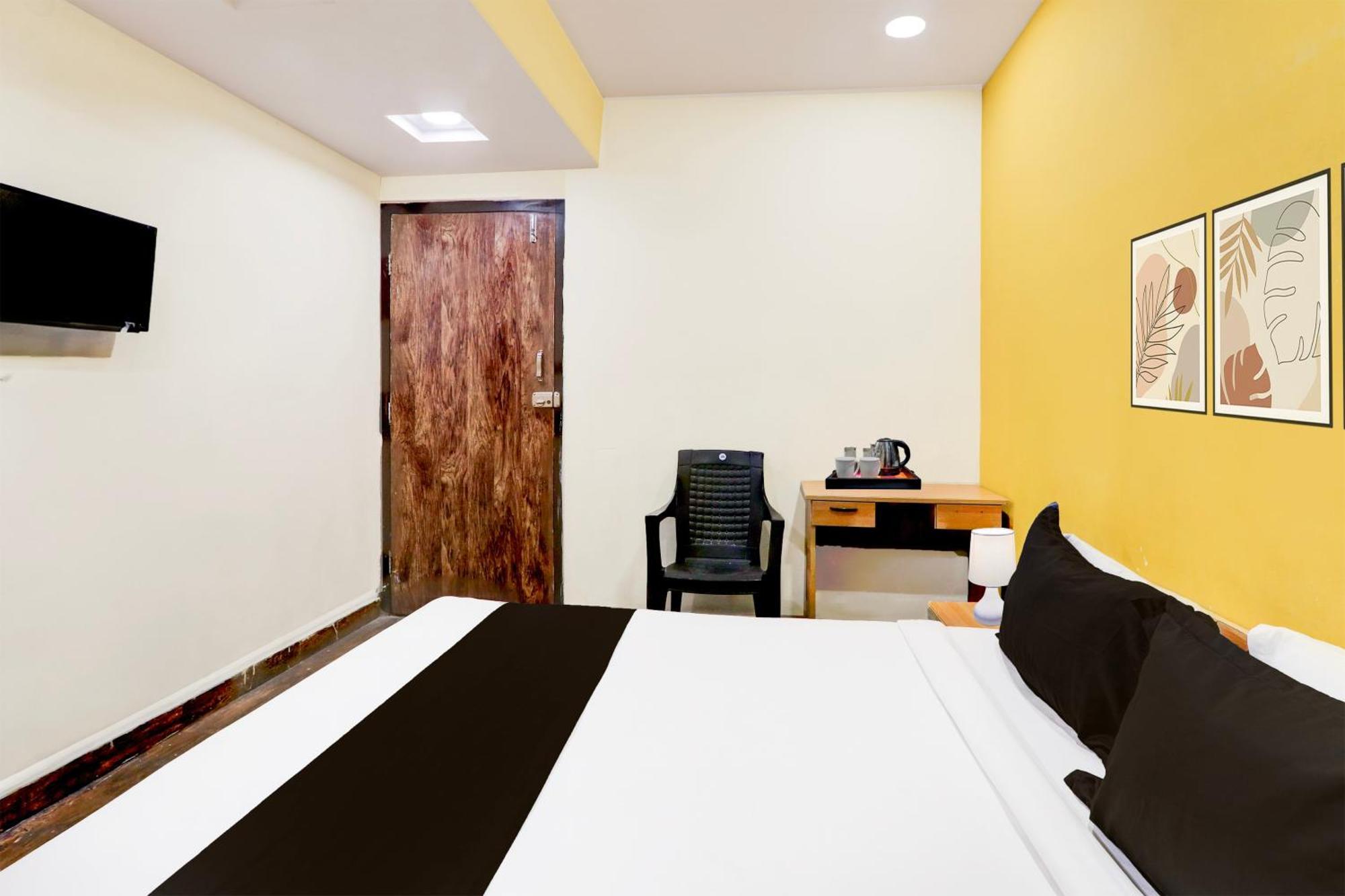 Super Hotel O Medipally Upal Dış mekan fotoğraf