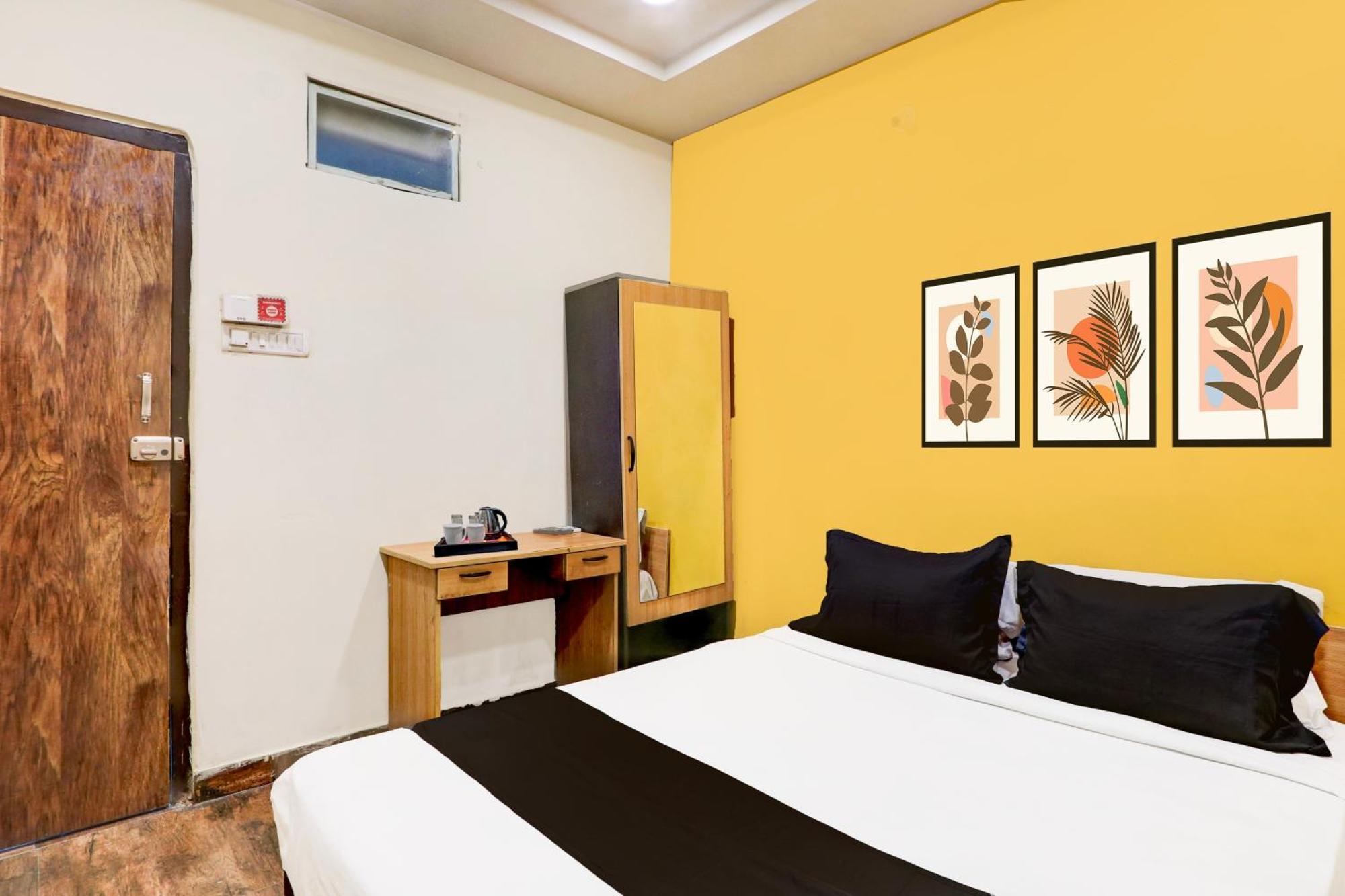 Super Hotel O Medipally Upal Dış mekan fotoğraf