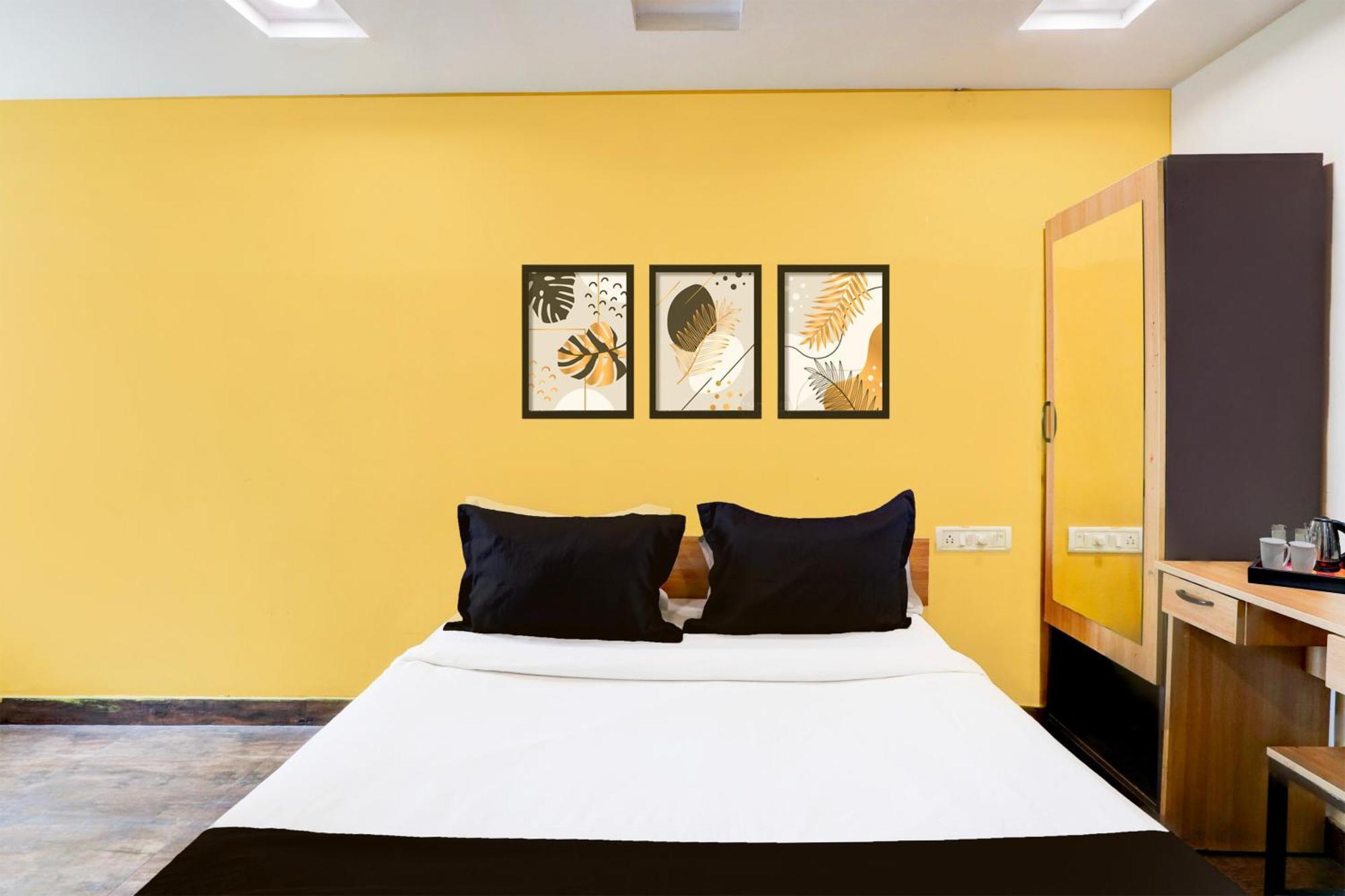Super Hotel O Medipally Upal Dış mekan fotoğraf